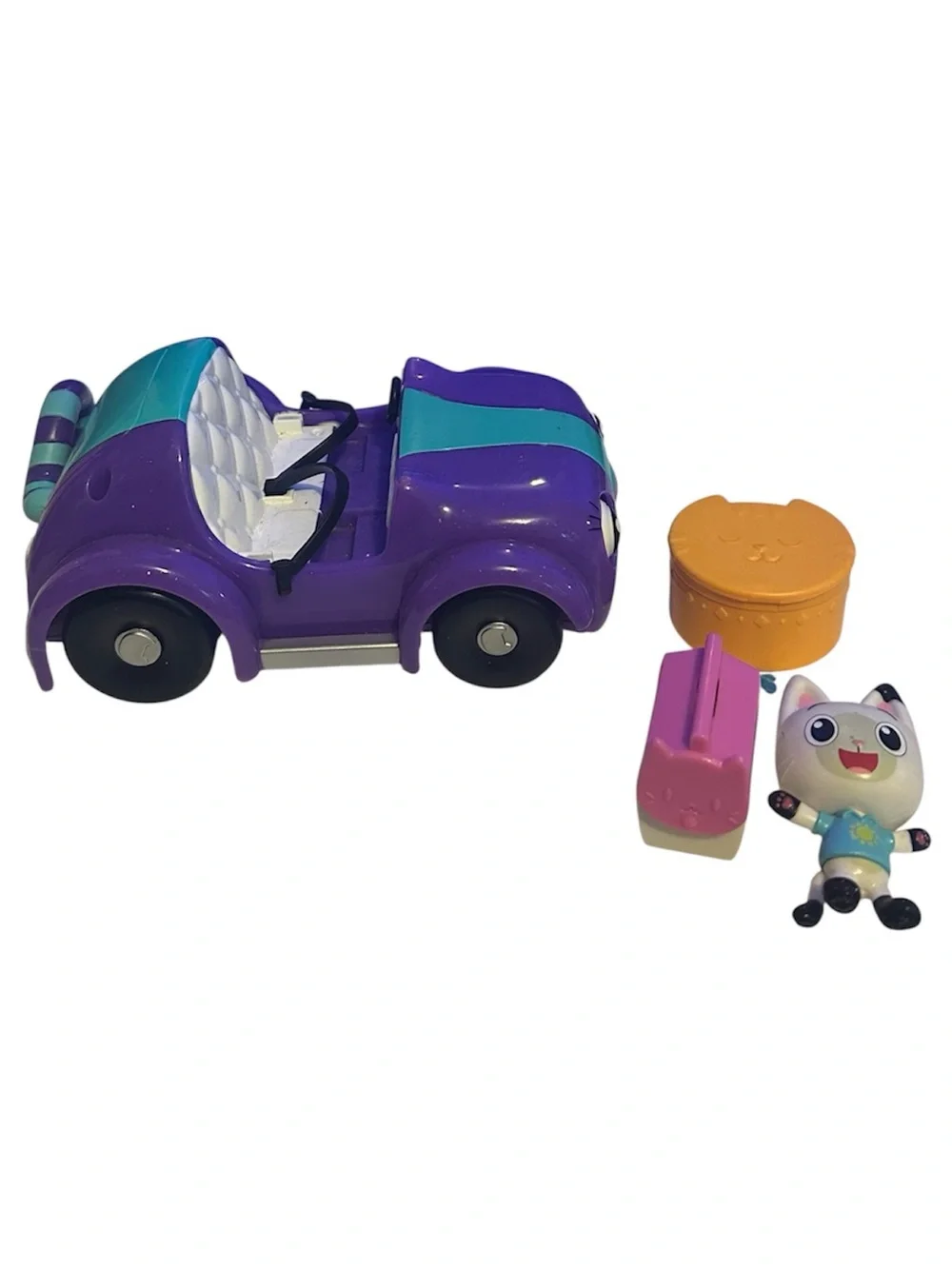 GABBYS DOLLHOUSE Carlita and Pandy Paws Picnic playset